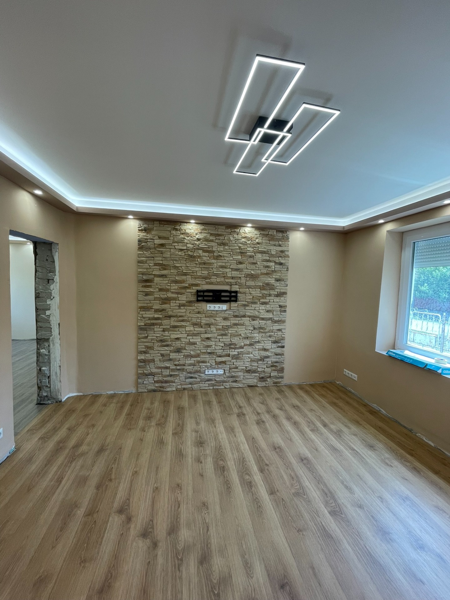 Villany- és gépészeti felújítás családi házban – LD Construct